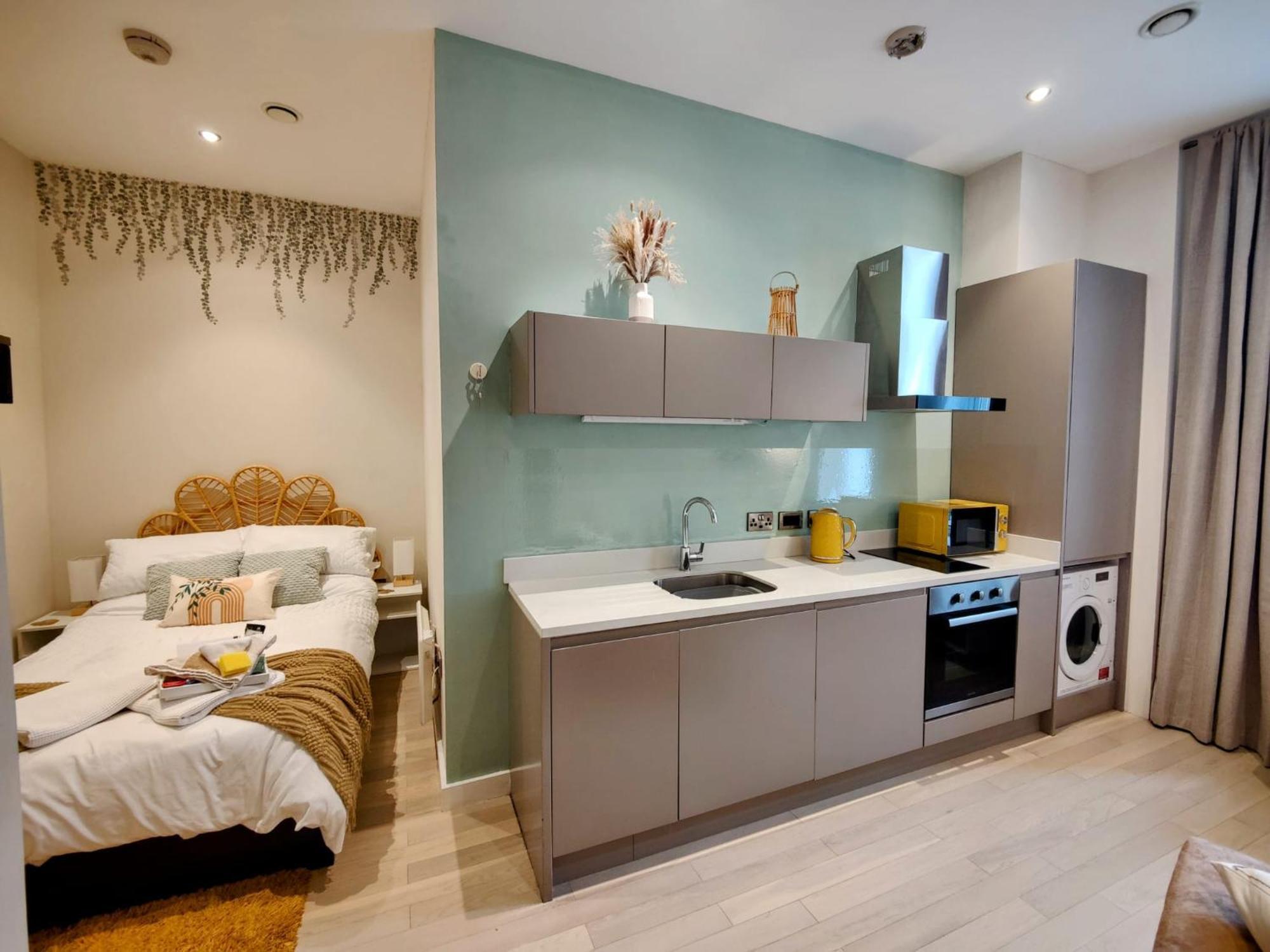 Liverpool Gem: Cozy Studio Retreat Eksteriør billede