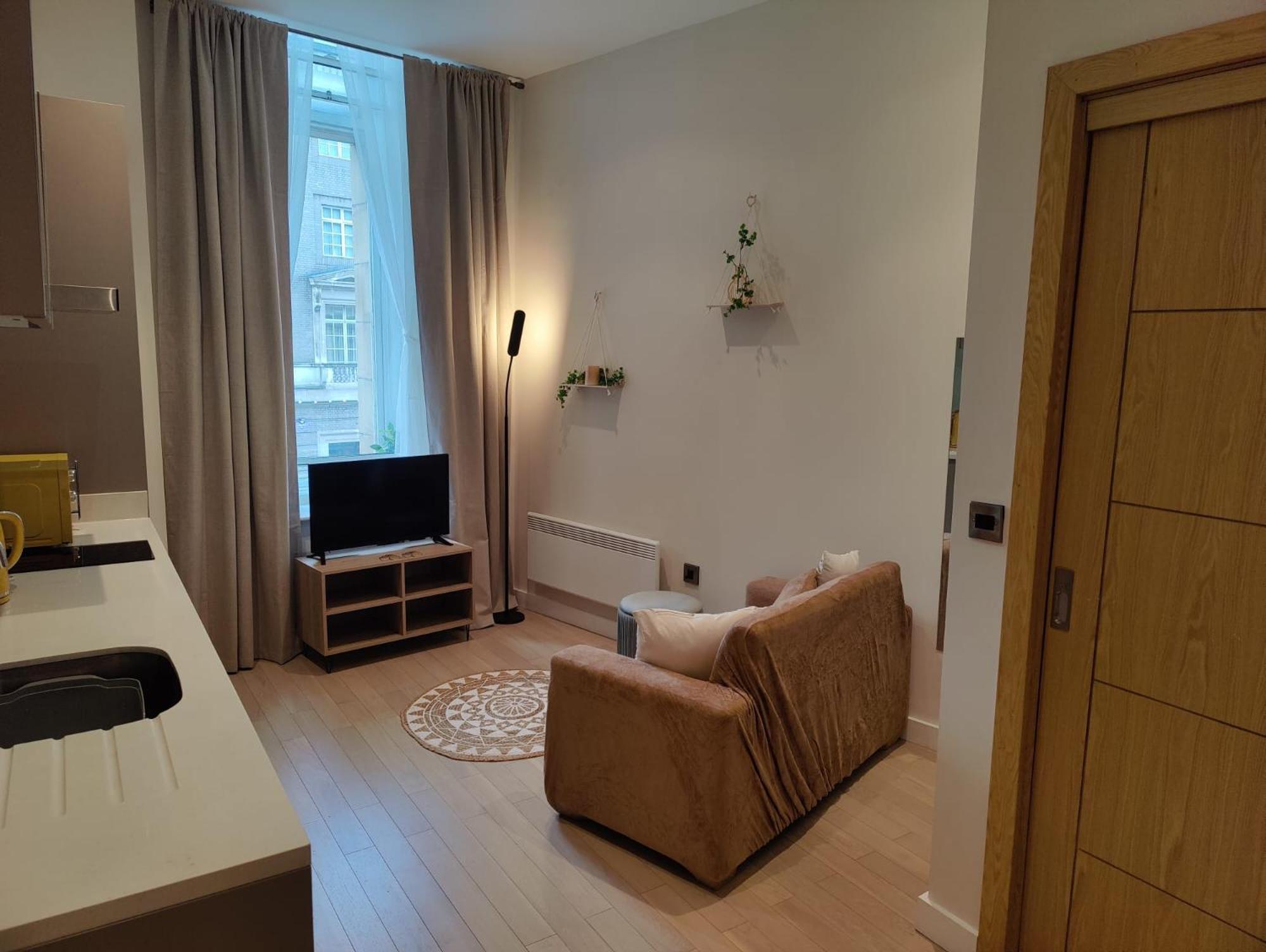 Liverpool Gem: Cozy Studio Retreat Eksteriør billede