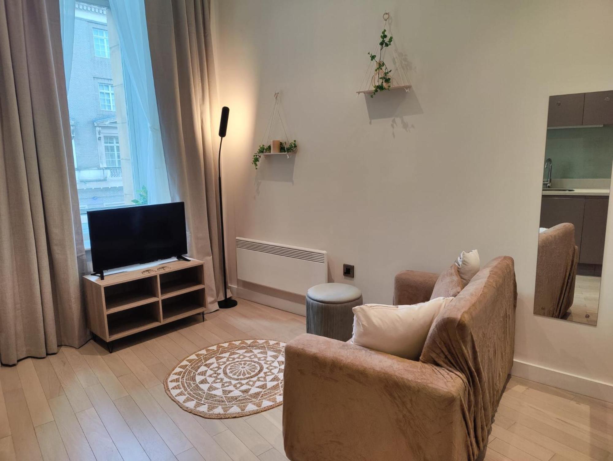 Liverpool Gem: Cozy Studio Retreat Eksteriør billede